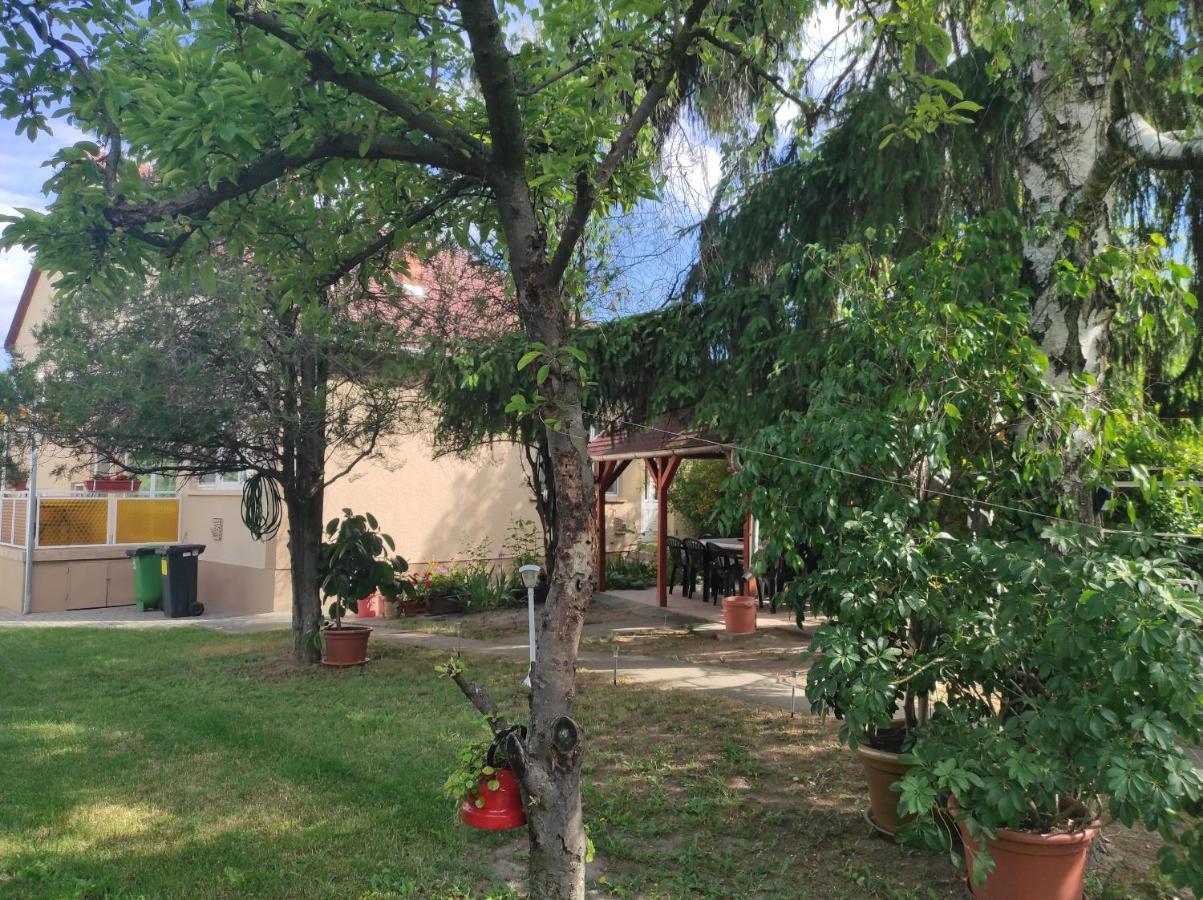 Ferienwohnung Kovacs Vendeghaz Hajdúszoboszló Exterior foto